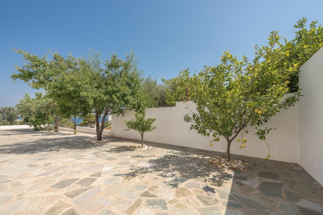 Villa Luna Private Heated Hydro Pool Bbq Beach 4Min Agia Marina Mikrolimanou Bagian luar foto