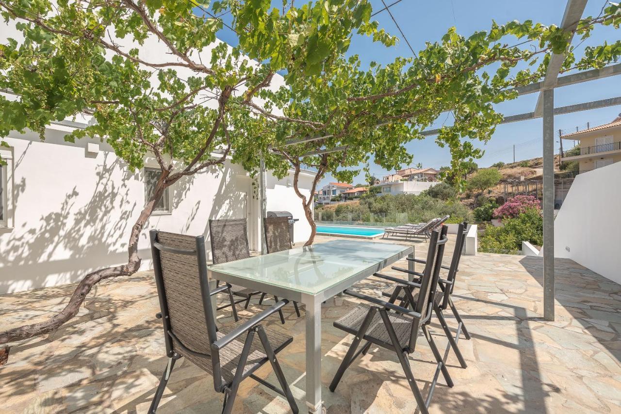 Villa Luna Private Heated Hydro Pool Bbq Beach 4Min Agia Marina Mikrolimanou Bagian luar foto